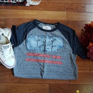 American eagle young mens tshirt size XS